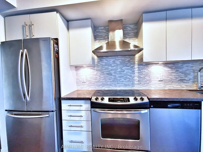 58 Orchard View Blvd #2006 — Photo 20