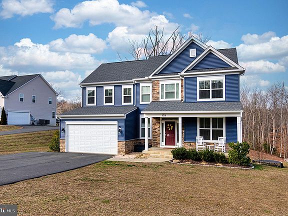 2nd image of 125 Brooke Point Ct