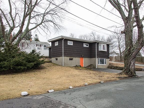 3rd image of 7 Scenic Ave