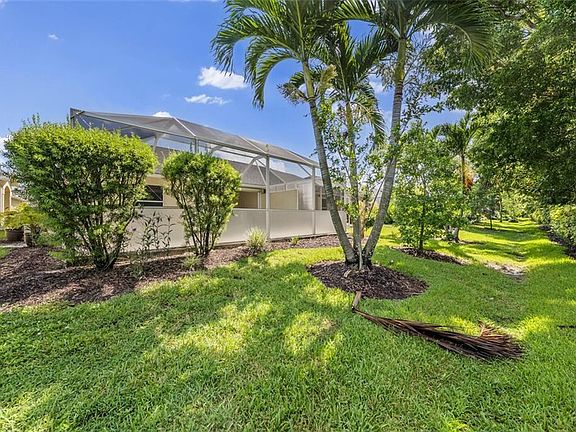 4th image of 8471 Ibis Cove CIR #M677