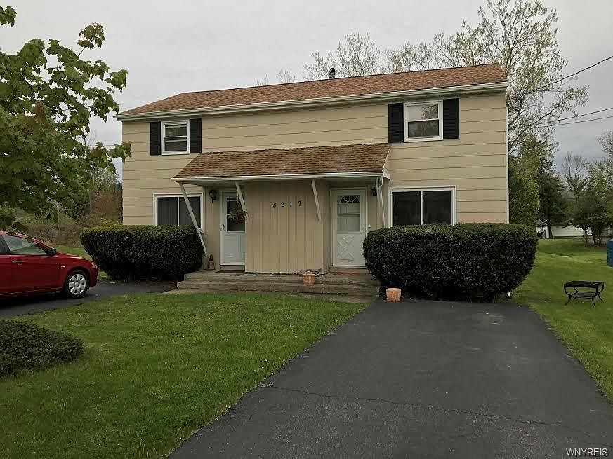 1st image of 4217 Meadowbrook Pkwy