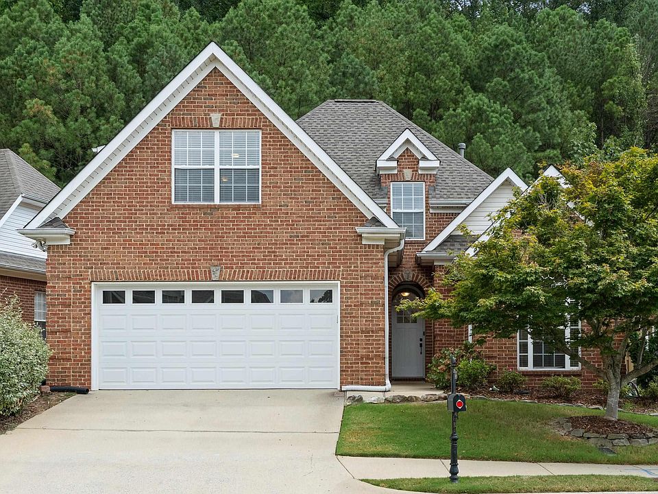 1st image of 845 Castlemaine Dr
