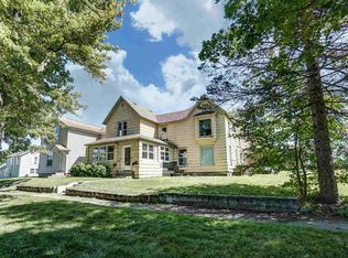 103 S Peters St, Garrett, IN 46738