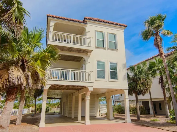 1818 Sunset Dr E, Eastpoint, FL 32328