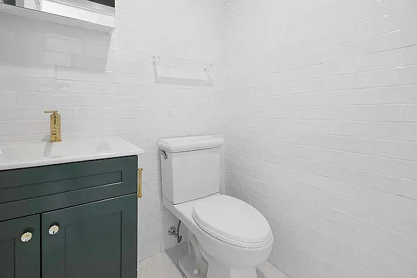 Rented by RENTBK LLC | media 5