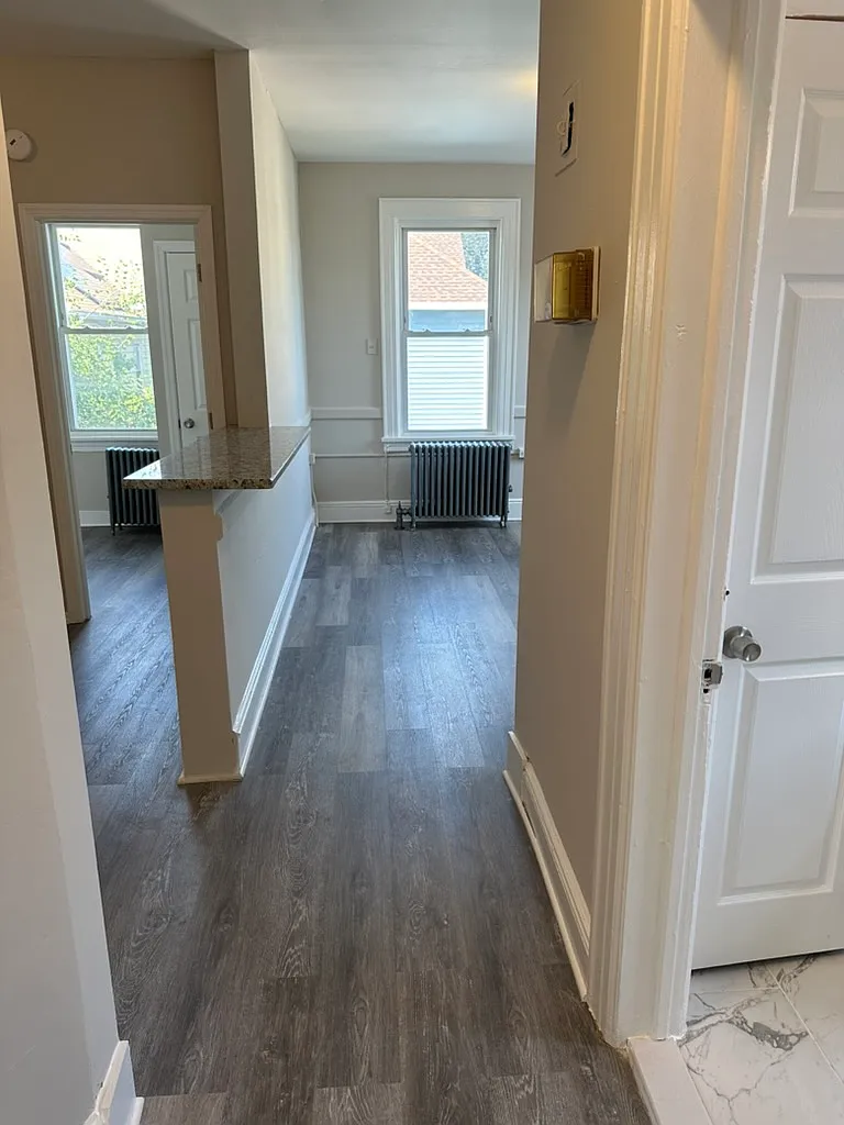 218 East 30th Street — Photo 3