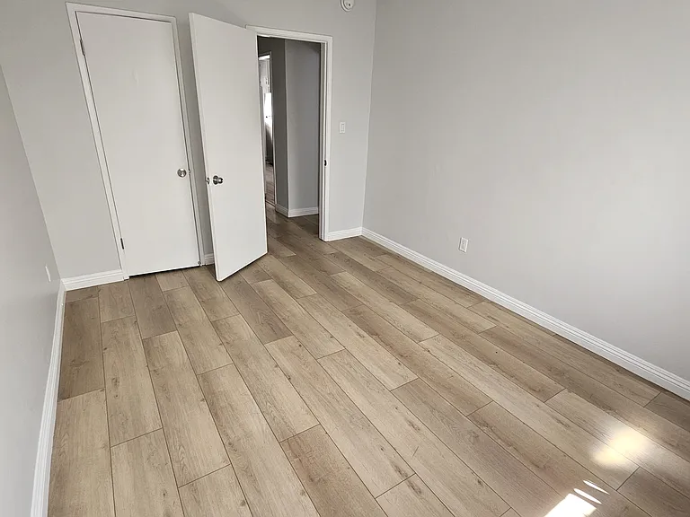 5843 Willoughby Ave #3 — Photo 5