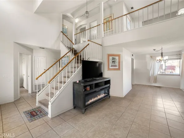 14764 Santa Fe Trl, Victorville, CA 92392