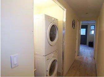 Rented by R New York