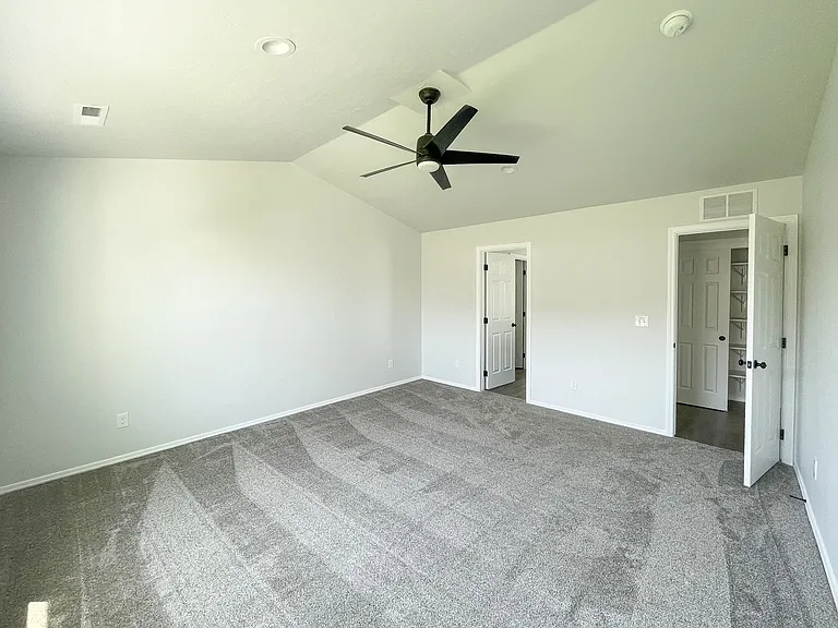 12633 Dovekie St — Photo 34