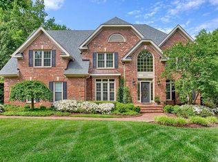 4001 Westmount Dr, Greensboro, NC 27410