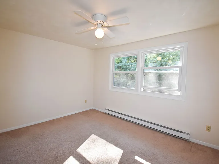 351 W Grape St — Photo 24