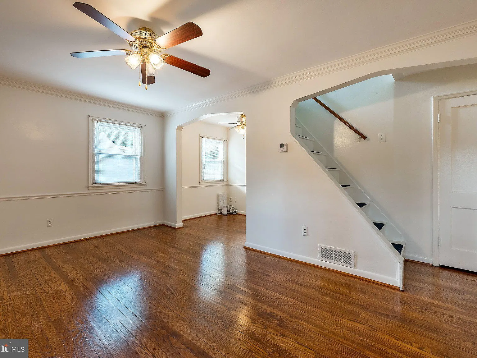 2 bed, 1.0 bath, 1437 sqft, $2,700 — Photo 2