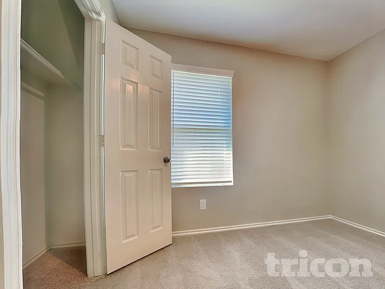 17552 Rosewood Manor Ln — Photo 9