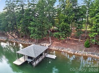 3089 W Moonlight Pl, Morganton, NC 28655