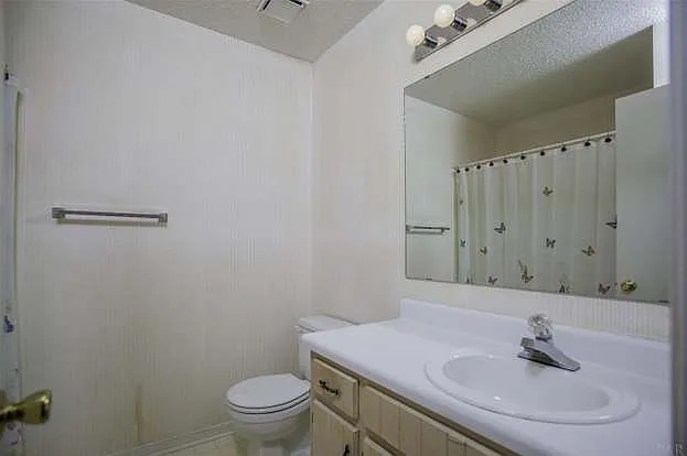 3510 Silvertree Ln — Photo 79