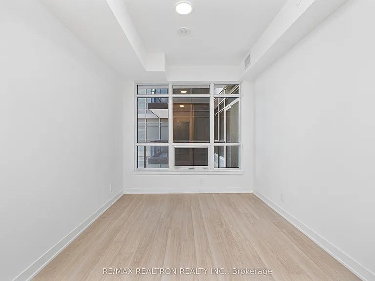 30 Upper Mall Way #A-620 — Photo 19