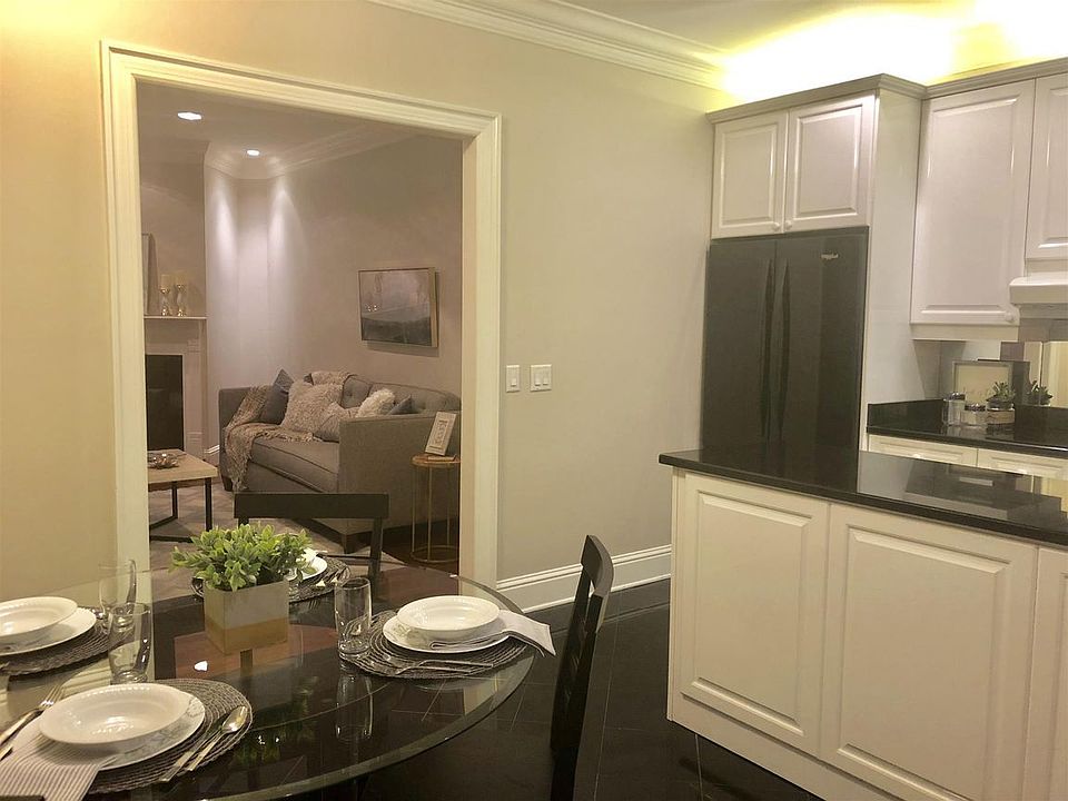1st image of 4000 W End Ave APT 302