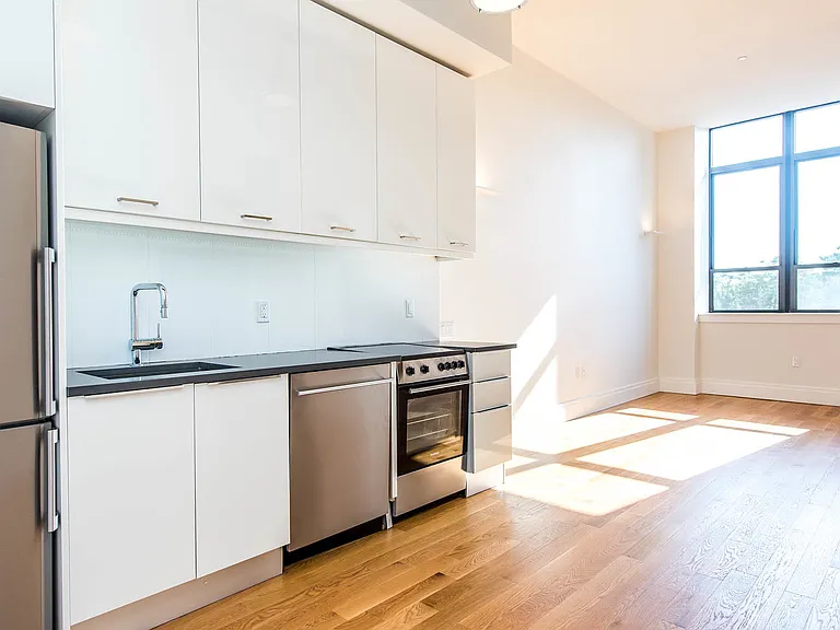 17 Monitor St #2C — Photo 11