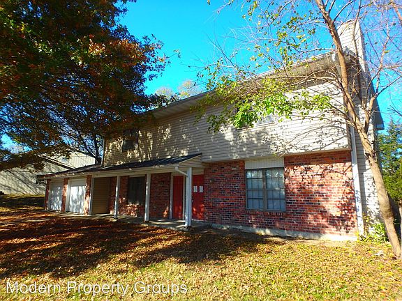 2nd image of 2009 Juniper Dr #B