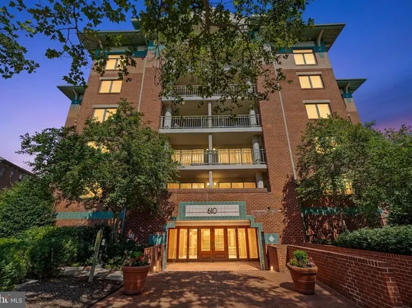 610 N West St APT 406, Alexandria, VA 22314