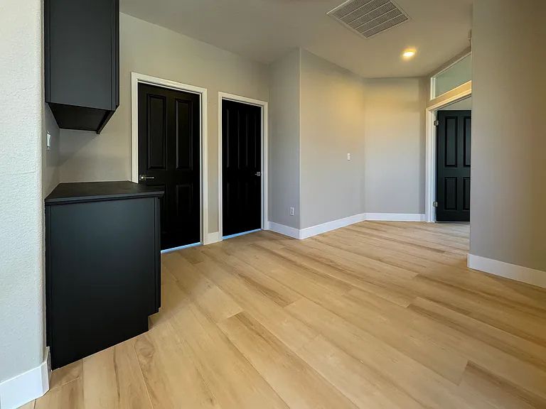 5181 Stone Canyon Dr — Photo 21