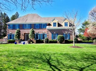 10 Bruns Rd, West Allenhurst, NJ 07711