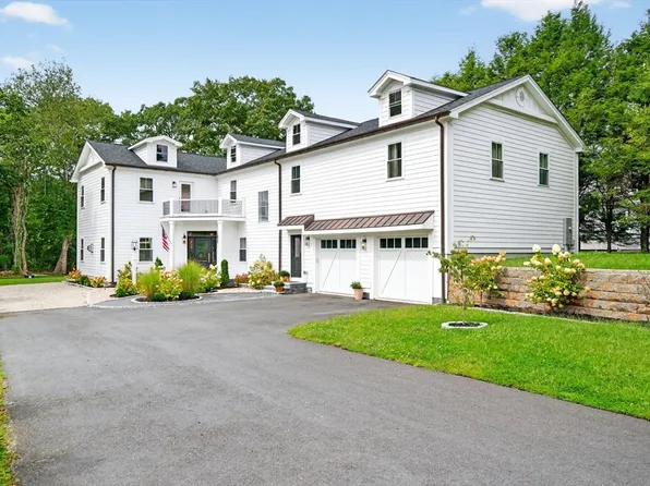 738 Smith Neck Rd, Dartmouth, MA 02748