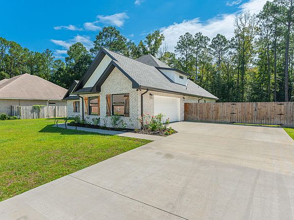 2nd image of 4572 Ashton Cir