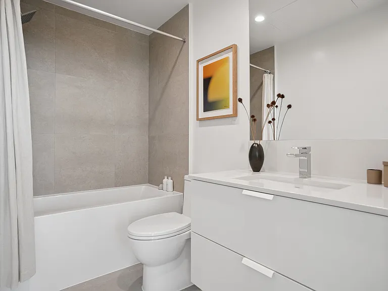 277 W 42nd Ave — Photo 13
