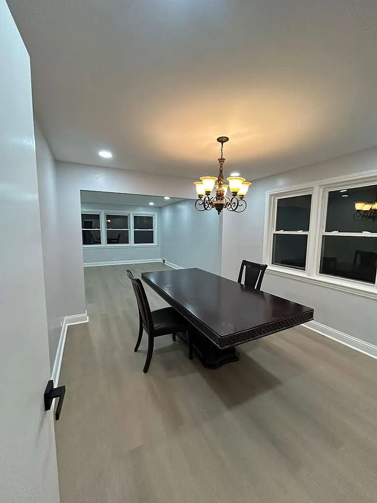 Building Photo - 5647 N Spaulding Ave #1N