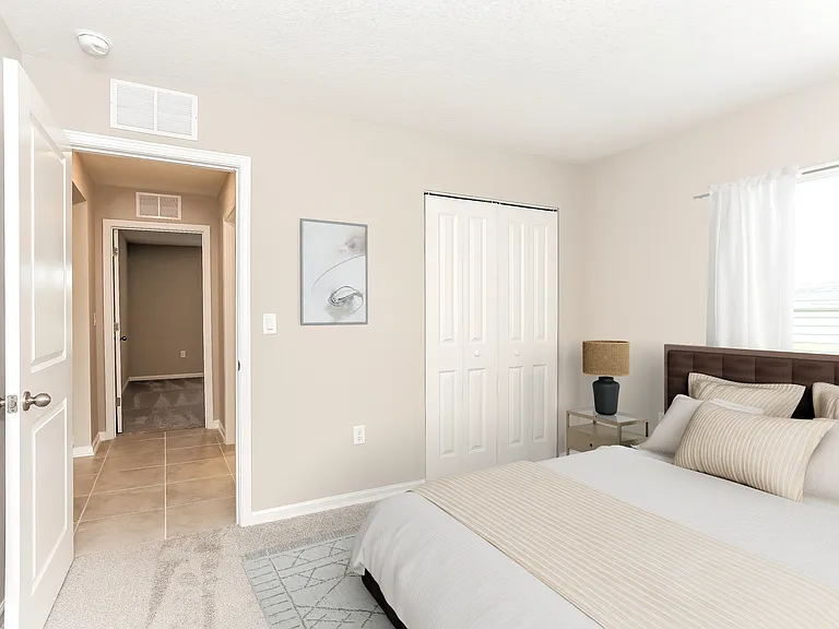 9202 Joannes Way — Photo 5