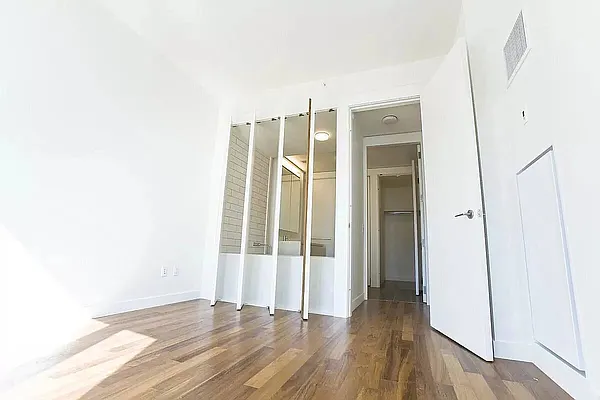 Rented by AA Management | media 20