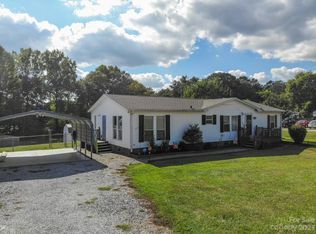 149 Twin Creeks Rd, Mooresboro, NC 28114