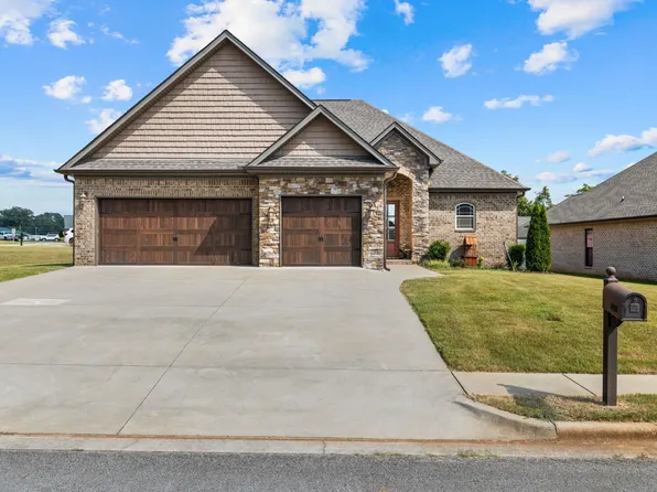 723 Karah Avery Ave, Rogersville, AL 35652