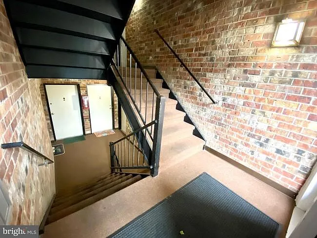 1531 Colonial Dr #104 — Photo 3