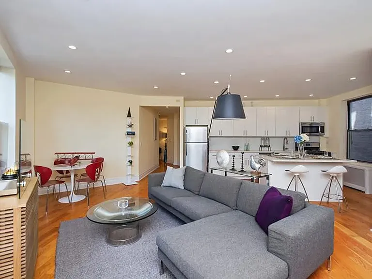 750 Riverside Dr #2D — Photo 1