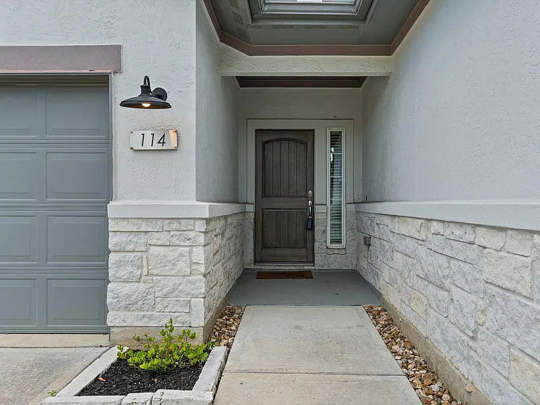 114 Cedar Hammock Trl — Photo 2