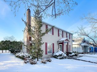 826 6th Ave SW, Faribault, MN 55021