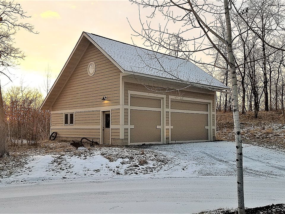 2nd image of 797 Sumac Trl