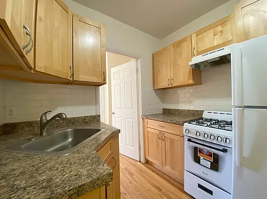 Rented by Compass | media 5