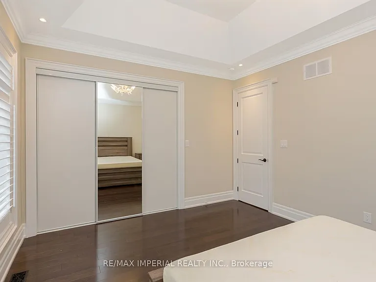 3568 Joan Dr — Photo 26