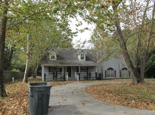 5910 Wooded Acres Rd, Vancleave, MS 39565