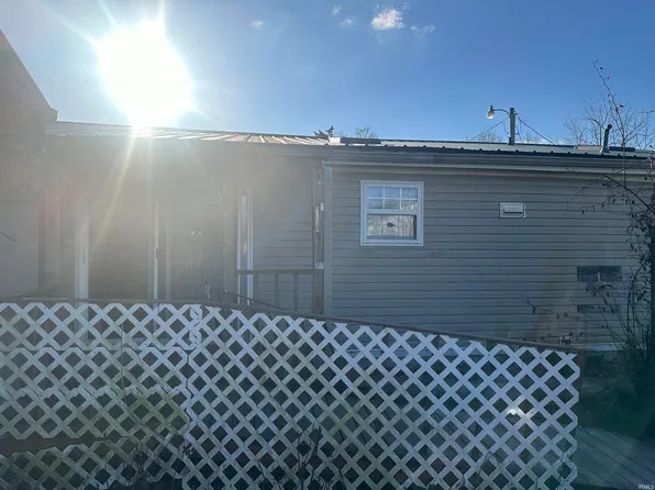 701 W Egypt Hill Dr, Peru, IN 46970