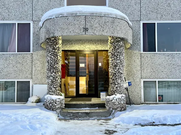 79 Slater Dr, Fairbanks, AK 99701