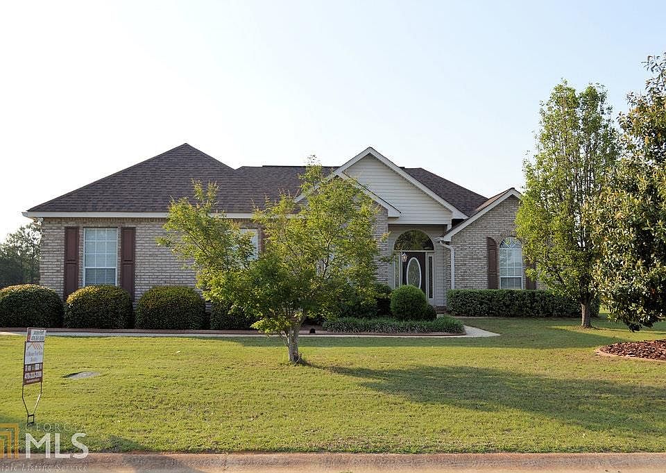 1st image of 232 Autumn Woods Dr