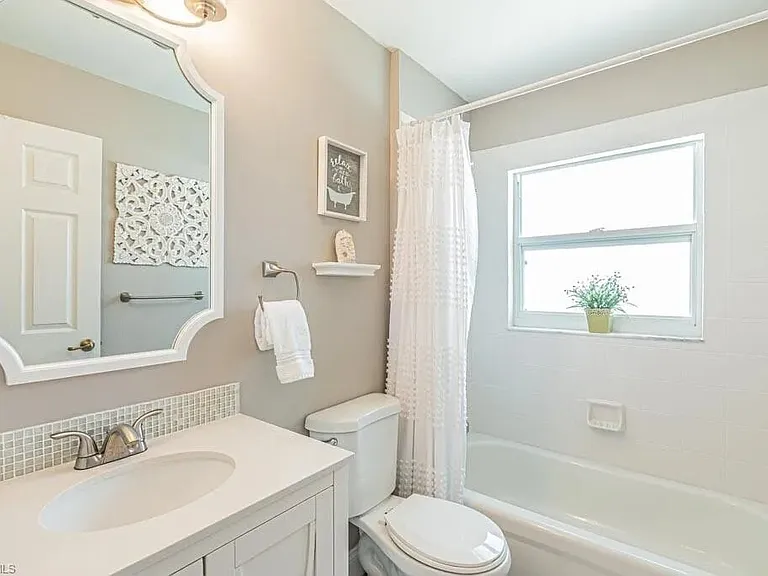 5090 Cedar Springs Dr #204 — Photo 31