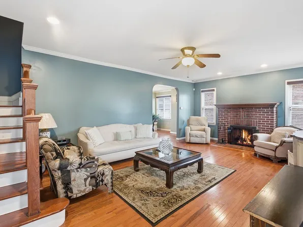 160-36 99th Street image 4 of 31