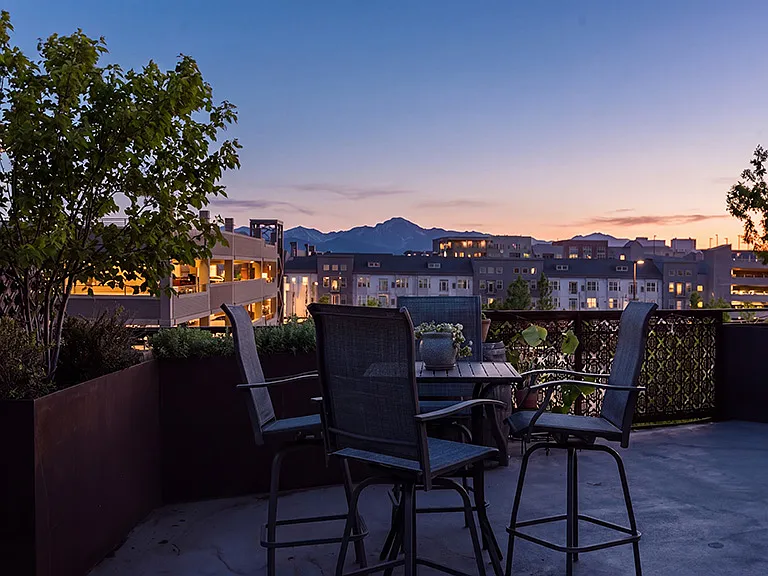 2715 Blake St #204 — Photo 32