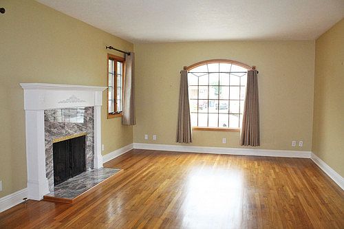 2nd image of 3136 W 179th St